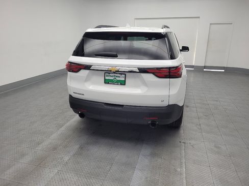 Used 2023 Chevrolet Traverse LT image 7