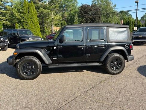 Used 2021 Jeep Wrangler Unlimited Sport AWD/4WD image 3