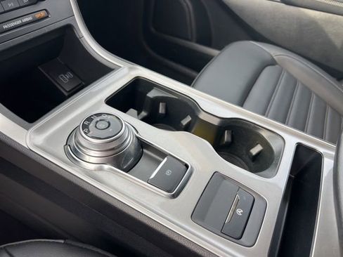 Certified 2024 Ford Edge SEL w/ Convenience Package image 15