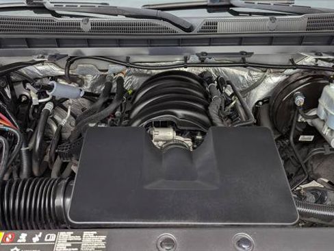 Used 2018 Chevrolet Silverado 1500 Custom w/ Custom Convenience Package RWD image 28