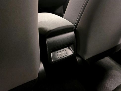 Certified 2023 Toyota Corolla LE image 27