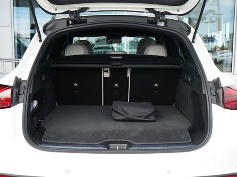 Certified 2025 Mercedes-Benz GLC 350e 4MATIC image 8