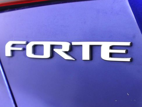 Used 2023 Kia Forte LXS w/ LXS Technology Package image 33