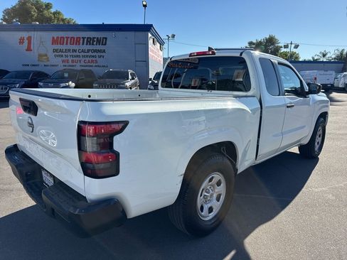 Used 2023 Nissan Frontier S image 4