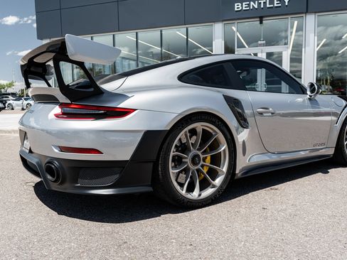 Used 2019 Porsche 911 GT2 RS RWD image 13
