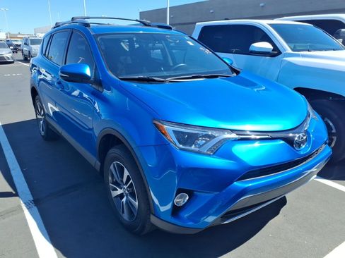 Used 2016 Toyota RAV4 XLE image 2