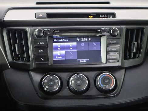 Used 2017 Toyota RAV4 LE image 26
