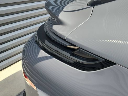 Certified 2025 Porsche 911 GT3 RWD image 16