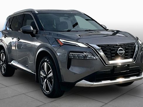 Used 2023 Nissan Rogue Platinum w/ Platinum Premium Package FWD image 3