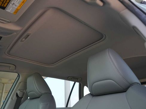 Used 2022 Toyota RAV4 XLE Premium AWD/4WD image 25