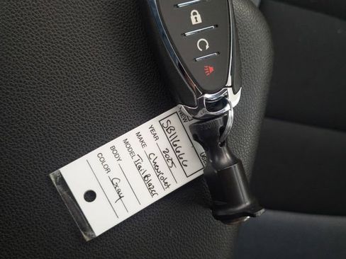 Used 2025 Chevrolet TrailBlazer LT image 32