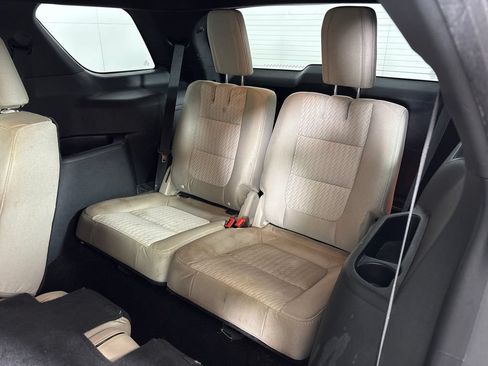 Used 2018 Ford Explorer FWD image 30