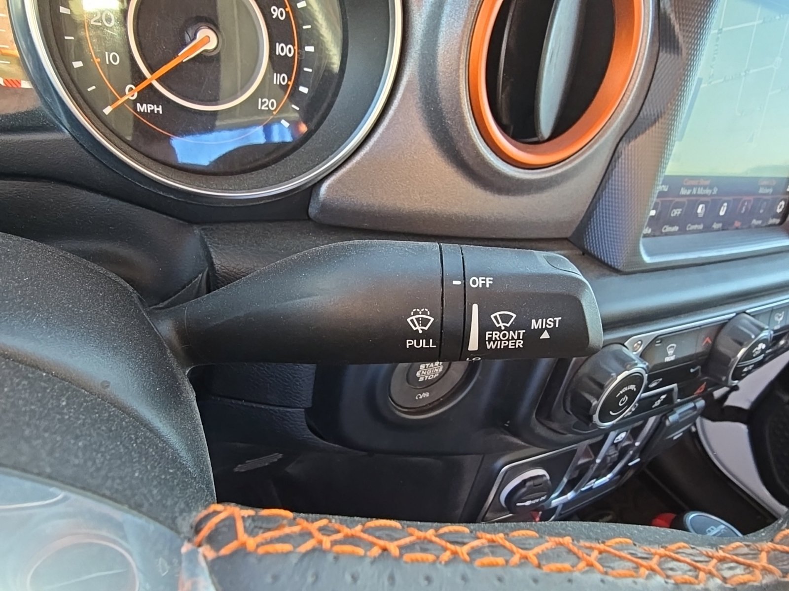 Used 2023 Jeep Gladiator Mojave w/ Trailer Tow Package AWD/4WD image 23