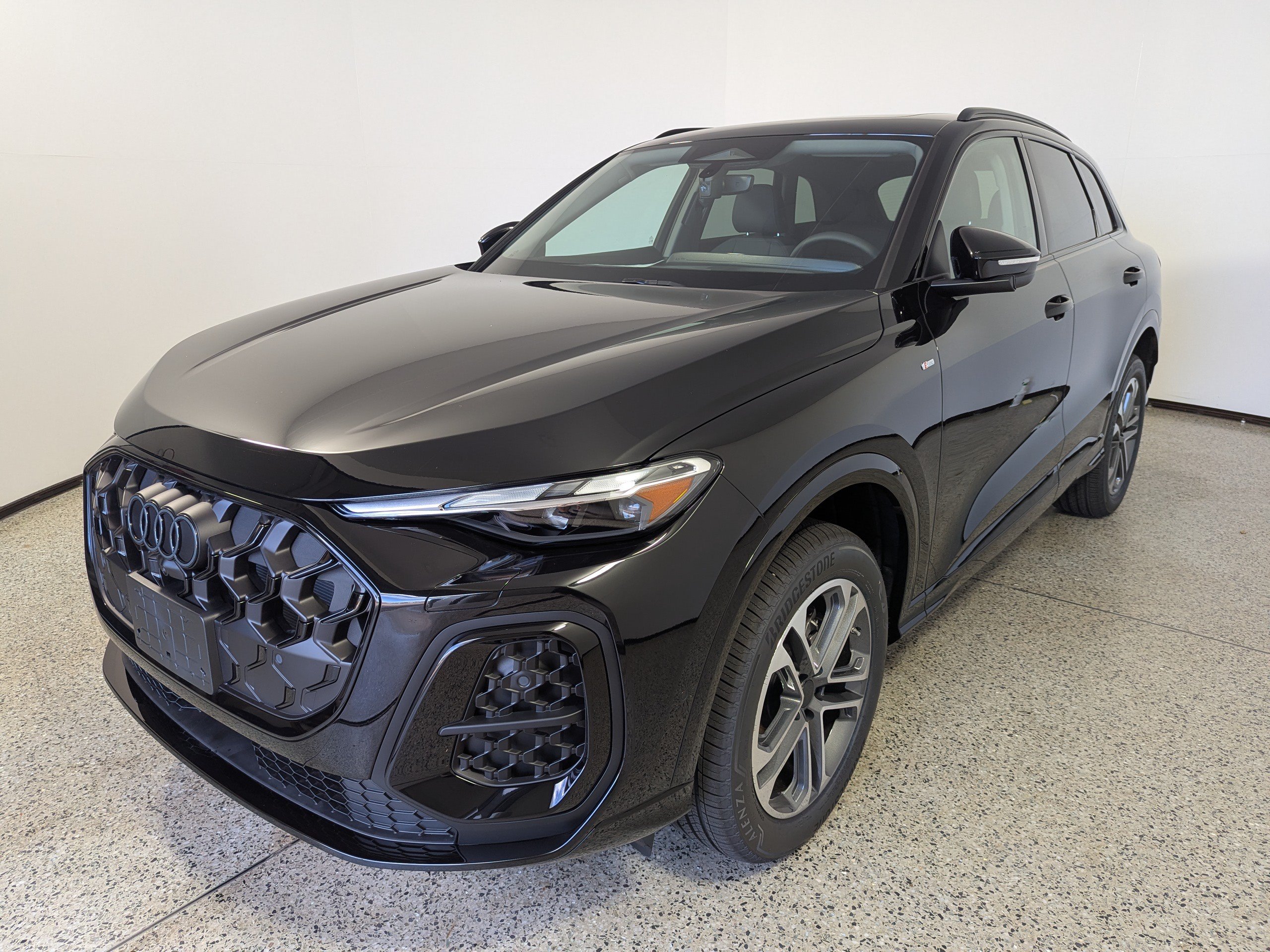 New 2026 Audi Q5 2.0T AWD/4WD image 3