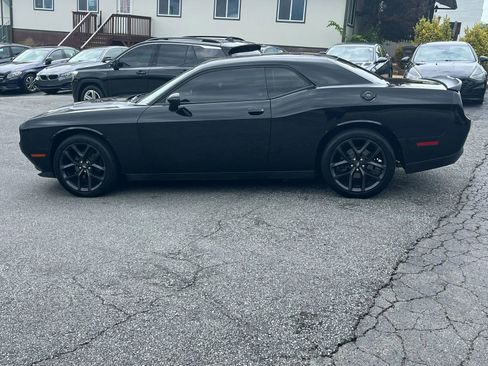 Used 2020 Dodge Challenger SXT w/ Blacktop Package RWD image 3