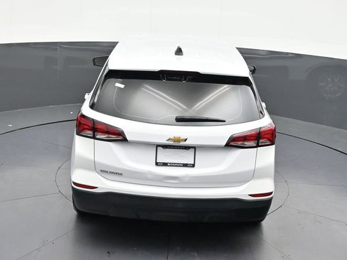Used 2023 Chevrolet Equinox LS FWD image 23