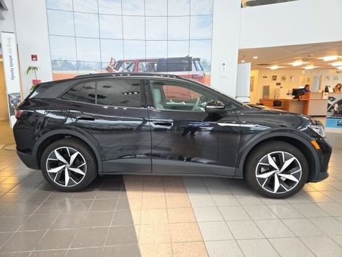 Used 2023 Volkswagen ID.4 Pro S AWD/4WD image 1