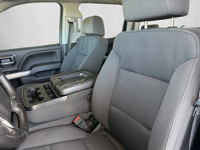Used 2018 Chevrolet Silverado 1500 LT w/ LT Eassist Package RWD image 9