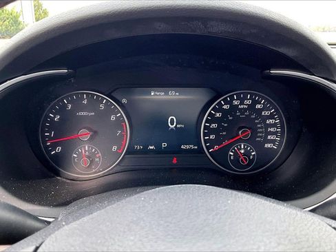 Used 2022 Kia Stinger GT2 image 22