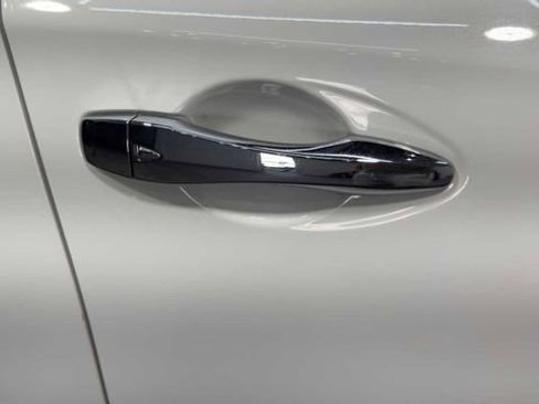 Used 2018 Nissan Altima 2.5 SV FWD image 11