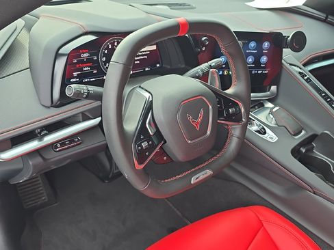 Used 2023 Chevrolet Corvette Z06 RWD image 14