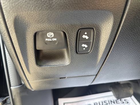 Used 2023 RAM 1500 Big Horn AWD/4WD image 23