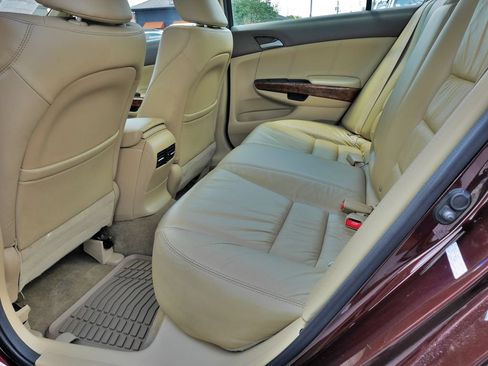 Used 2010 Honda Accord EX-L image 18