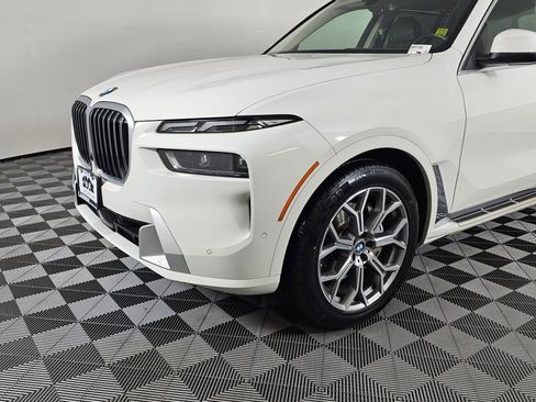 Used 2024 BMW X7 xDrive40i image 10