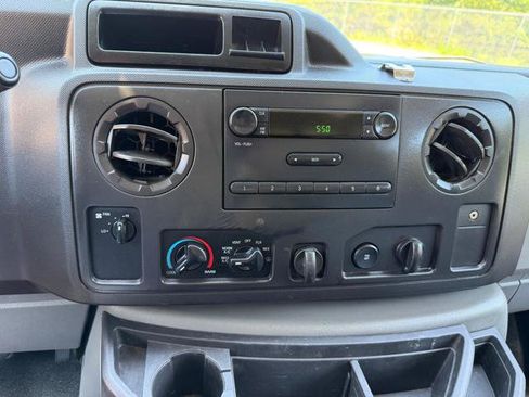 Used 2013 Ford E-250 and Econoline 250 w/ Commercial Cargo Van Pkg RWD image 20
