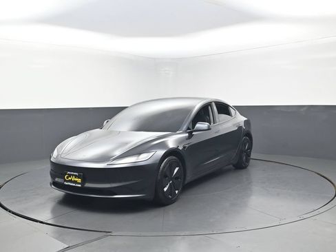 Used 2024 Tesla Model 3 Long Range RWD image 4