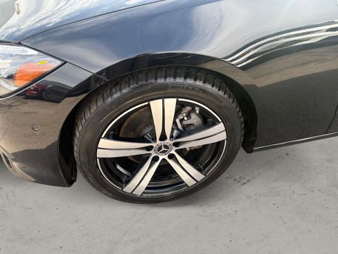 Used 2025 Mercedes-Benz C 300 4MATIC Sedan image 7