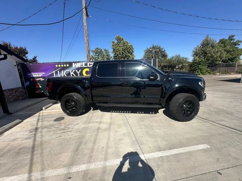 Used 2018 Ford F150 Raptor w/ Equipment Group 802A Luxury AWD/4WD image 5