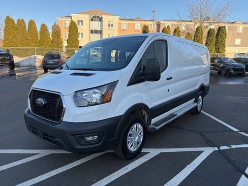 Used 2024 Ford Transit 250 Low Roof w/ Exterior Upgrade Package RWD image 3