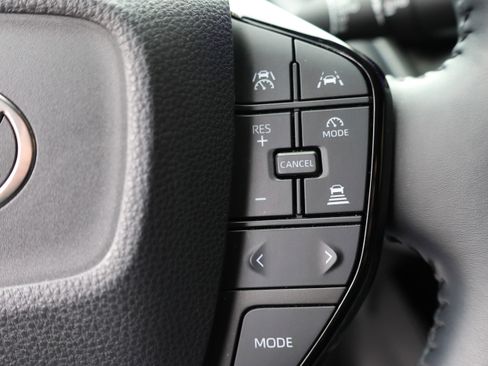 Used 2025 Toyota Prius AWD image 24