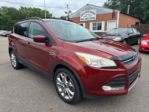 Used 2014 Ford Escape SE w/ Leather Comfort Package AWD/4WD image 3