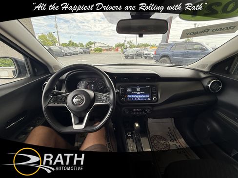 Used 2021 Nissan Kicks SV FWD image 15