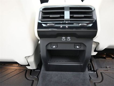 New 2025 BMW 530i w/ Executive Package image 25