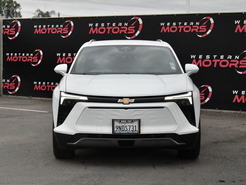 Used 2024 Chevrolet Blazer EV LT AWD/4WD image 2