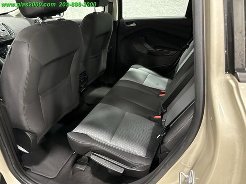 Used 2017 Ford C-MAX SE image 9