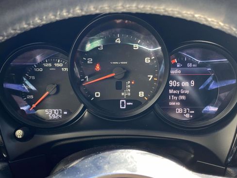Used 2018 Porsche Macan w/ Premium Package Plus AWD/4WD image 26
