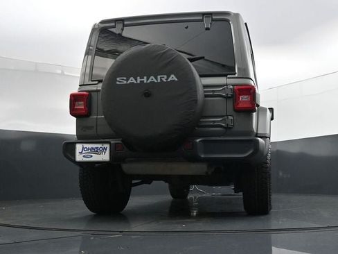 Used 2021 Jeep Wrangler Unlimited Sahara AWD/4WD image 35