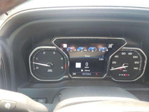 Used 2022 GMC Sierra 2500 AT4 w/ AT4 Premium Plus Package AWD/4WD image 7