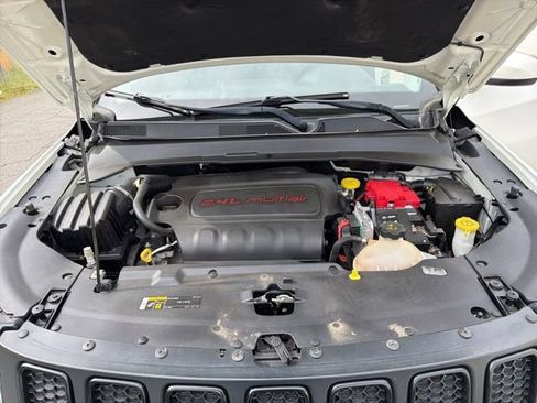 Used 2020 Jeep Compass Latitude image 32