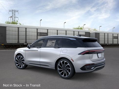 New 2026 Lincoln Nautilus Black Label AWD/4WD image 4