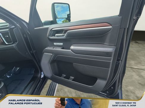 Used 2025 GMC Sierra 1500 Denali w/ Denali Reserve Package AWD/4WD image 36
