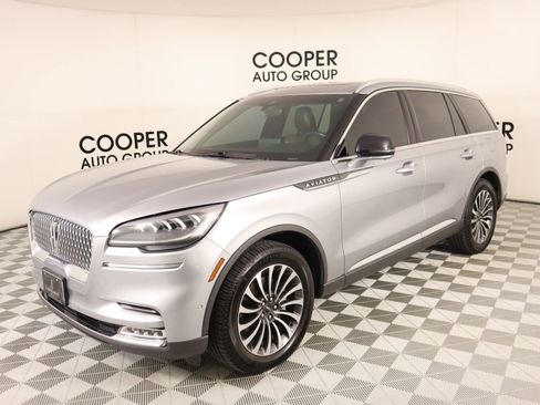 Used 2021 Lincoln Aviator Reserve w/ Equipment Group 201A AWD/4WD image 11