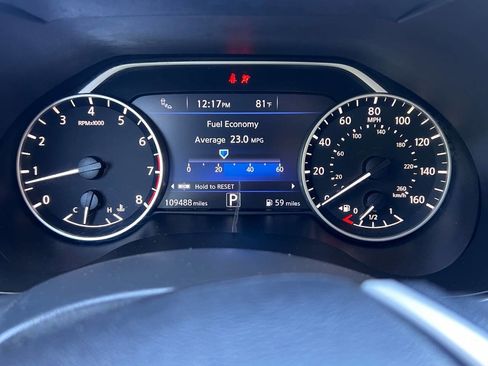 Used 2017 Nissan Maxima Platinum w/ Medallion Package image 20