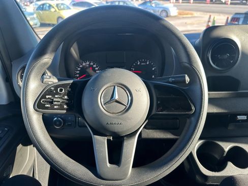 Used 2021 Mercedes-Benz Sprinter 3500 image 30