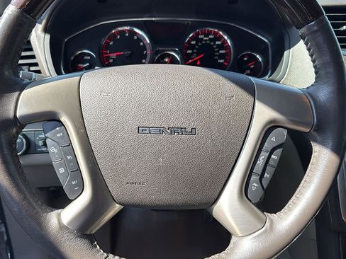Used 2016 GMC Acadia Denali image 15