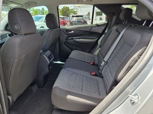 Certified 2024 Chevrolet Equinox LT FWD image 16